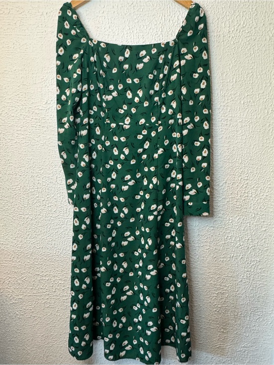 FRNCH Dresses & Skirts - FRNCH Green Floral Off-Shoulder Long Sleeve Dress